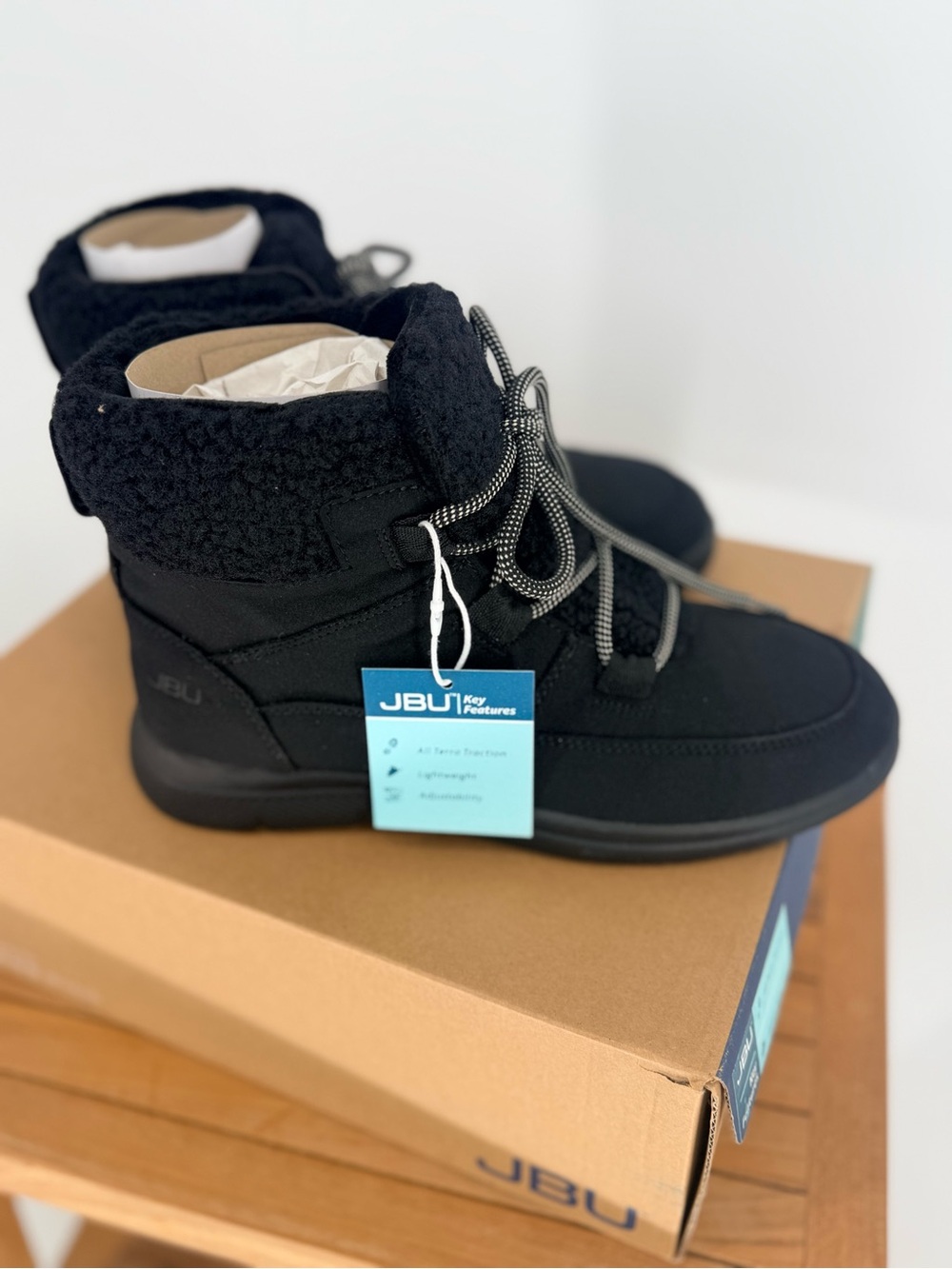 New JBU FALL 2025 Women’s Black Winter Lace-Up Ankle Boots size 7.5 - Picture 3 of 5